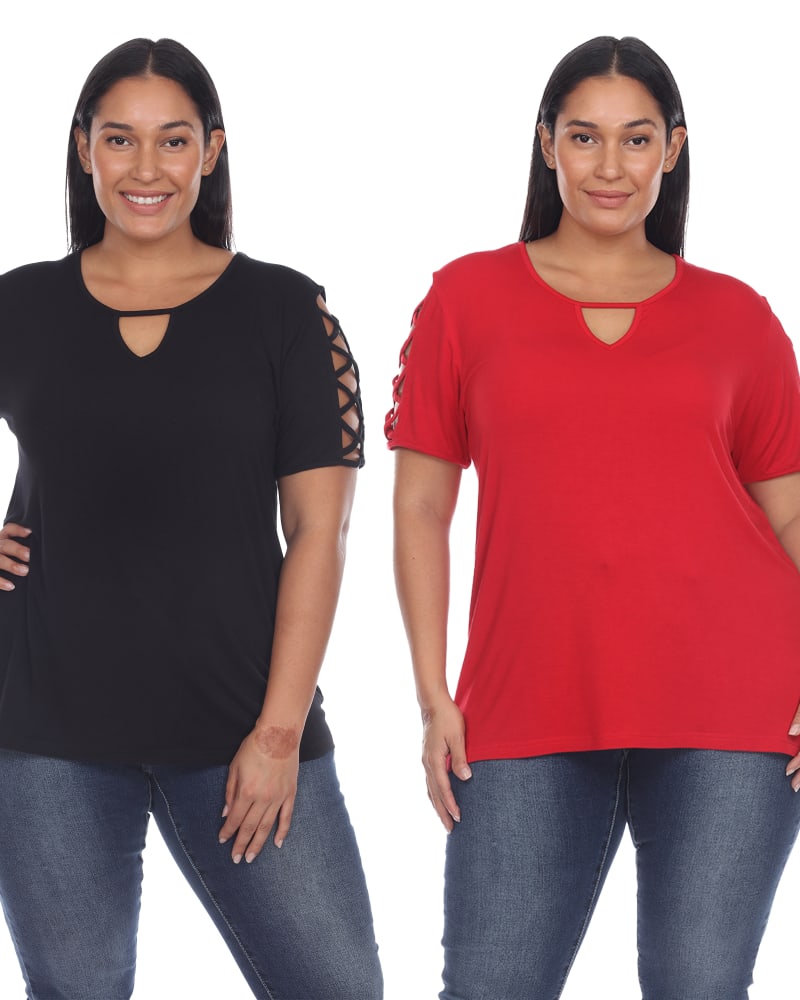 Front of a model wearing a size 2X Essential 2 Pack Keyhole Neck Top in Black Red by White Mark. | dia_product_style_image_id:249929